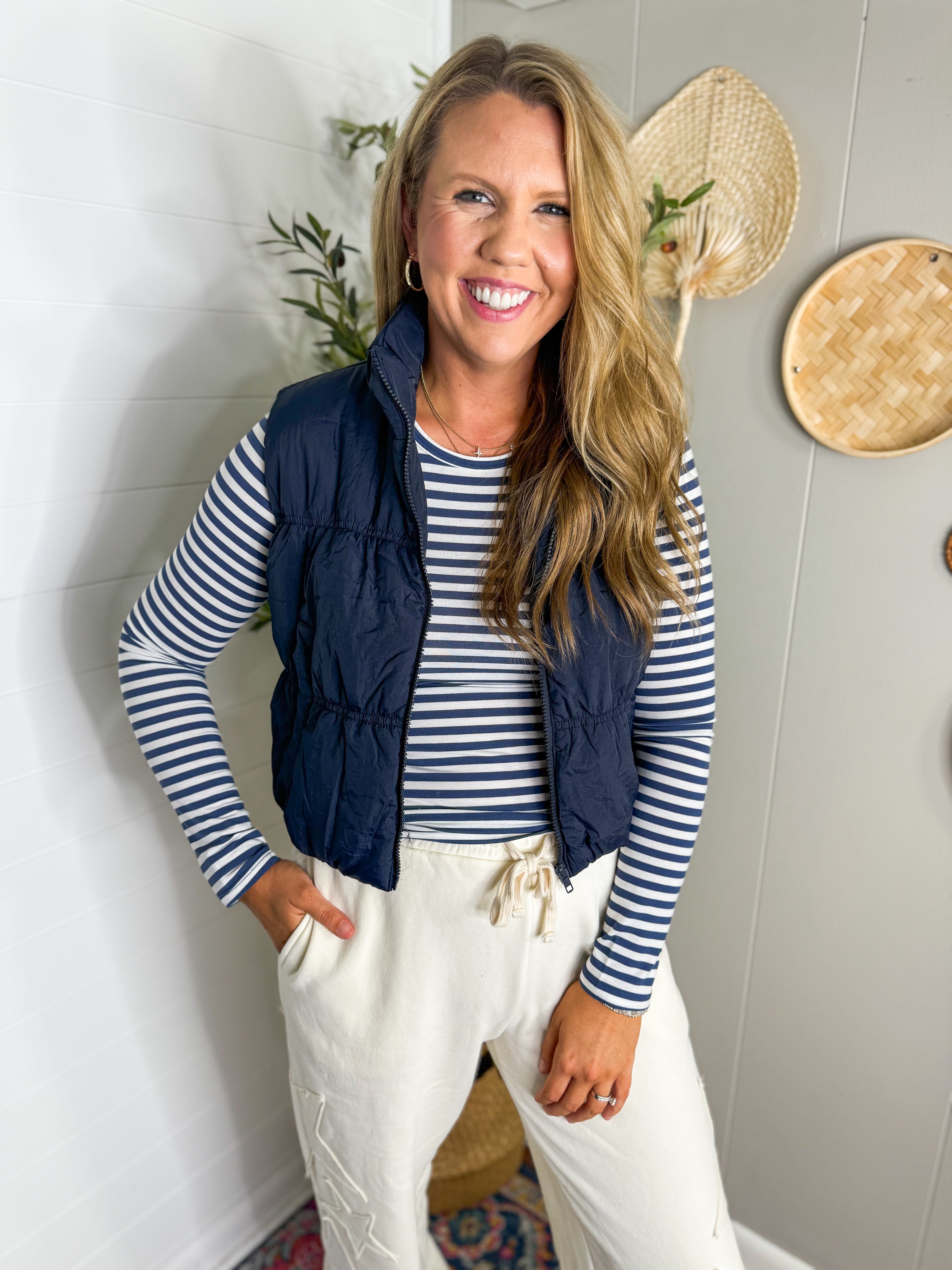 Collard Zip Up Cropped Puffer Vest - 2 Colors