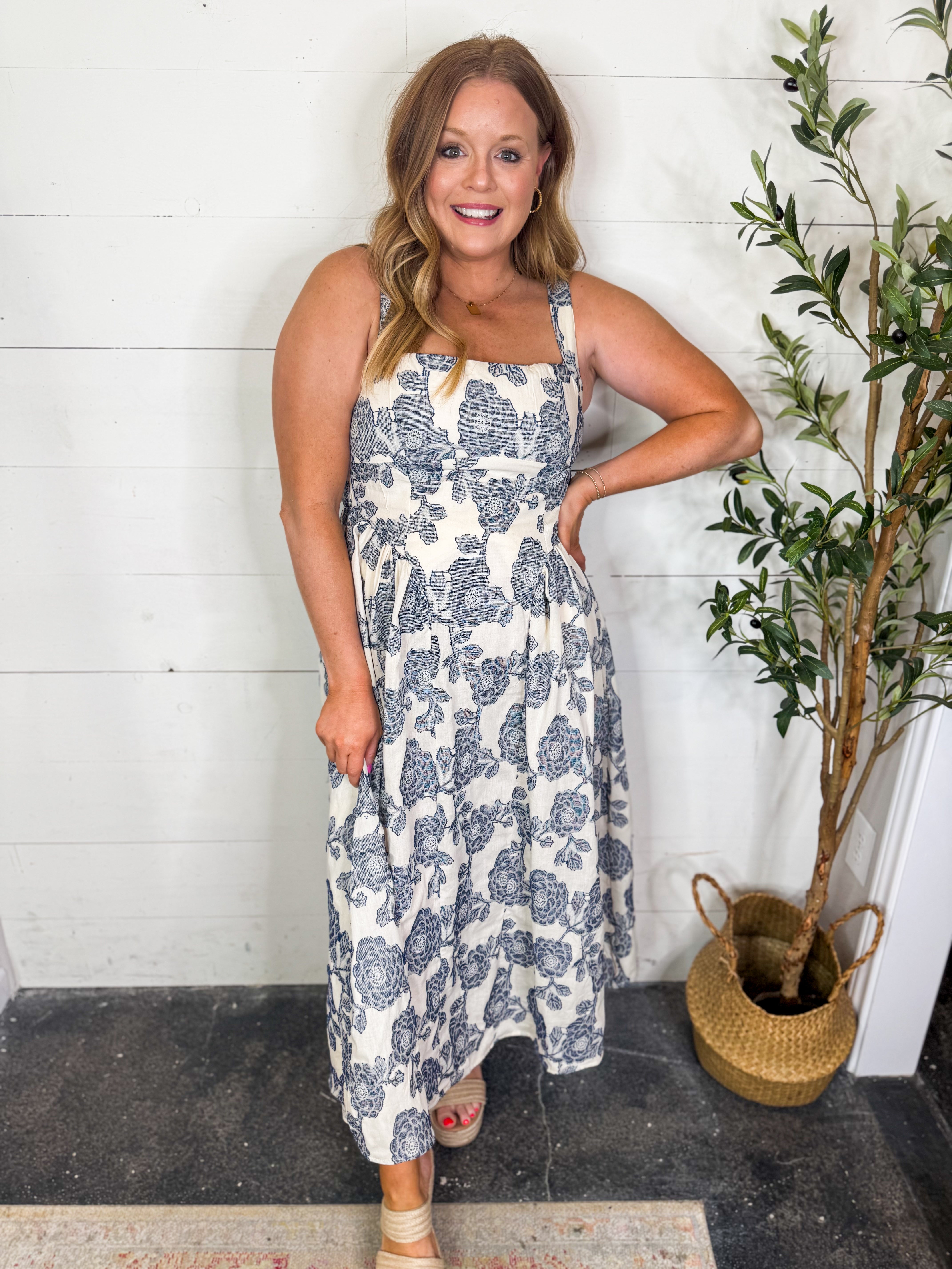 Floral Jacquard Pattern Midi Dress