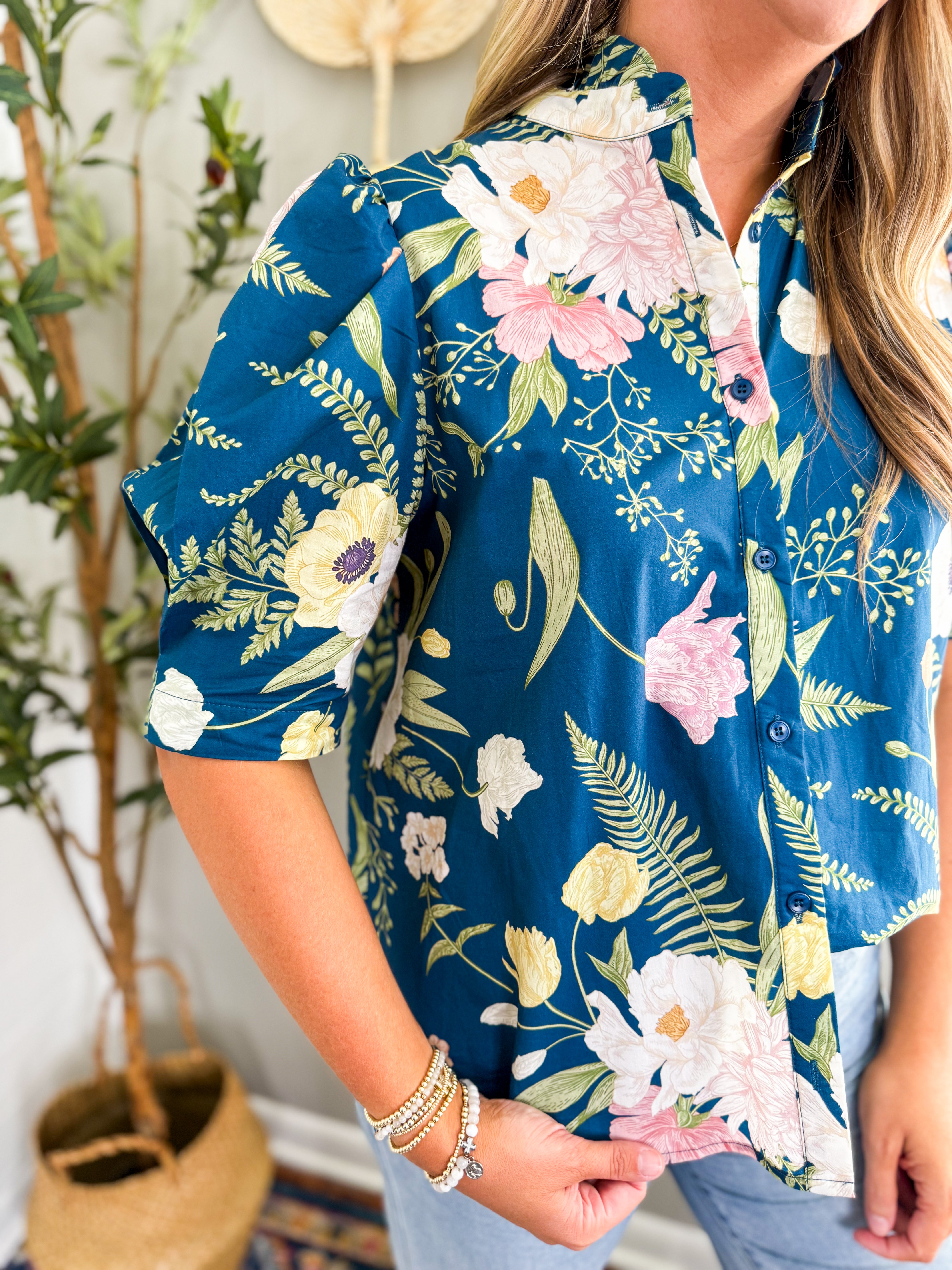 Ruffle Neck Short Sleeve Floral Print Blouse