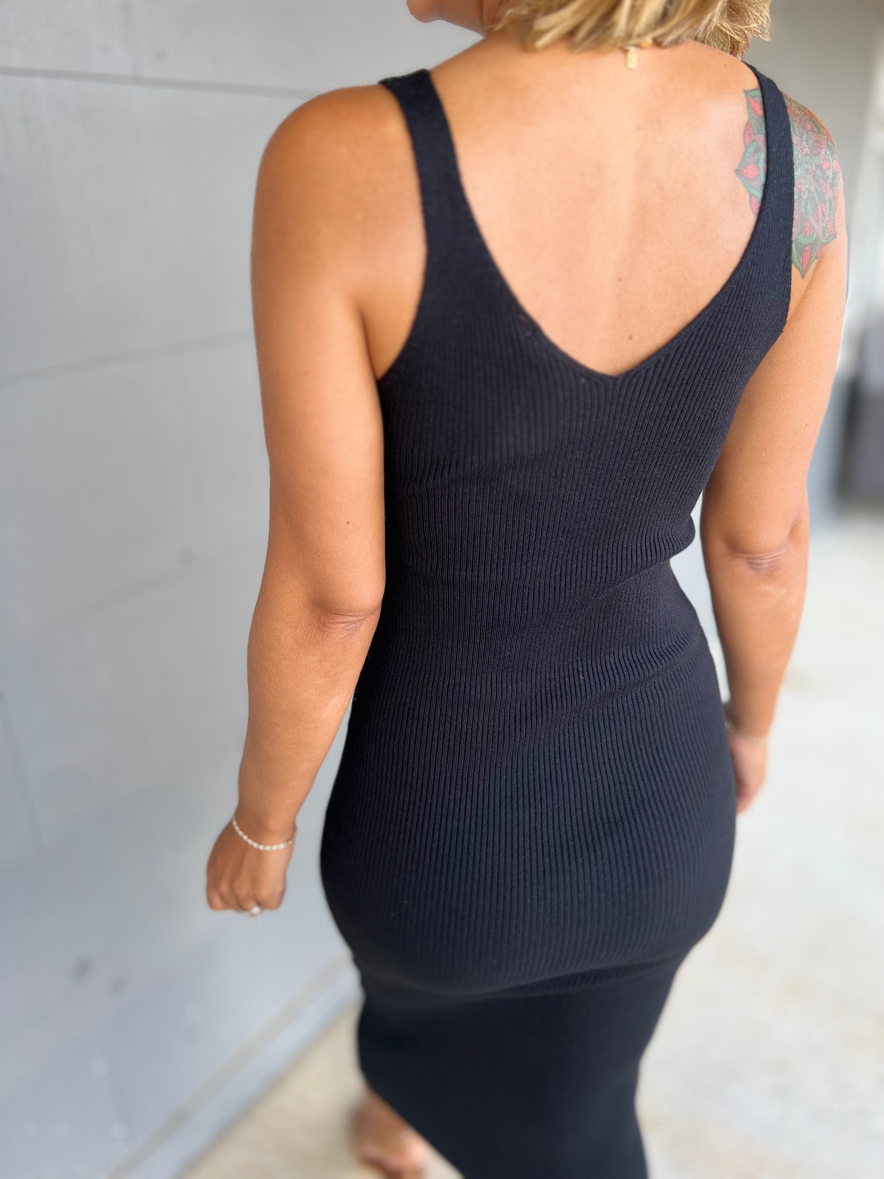 Black Sleeveless Sweater Midi Body Con Dress