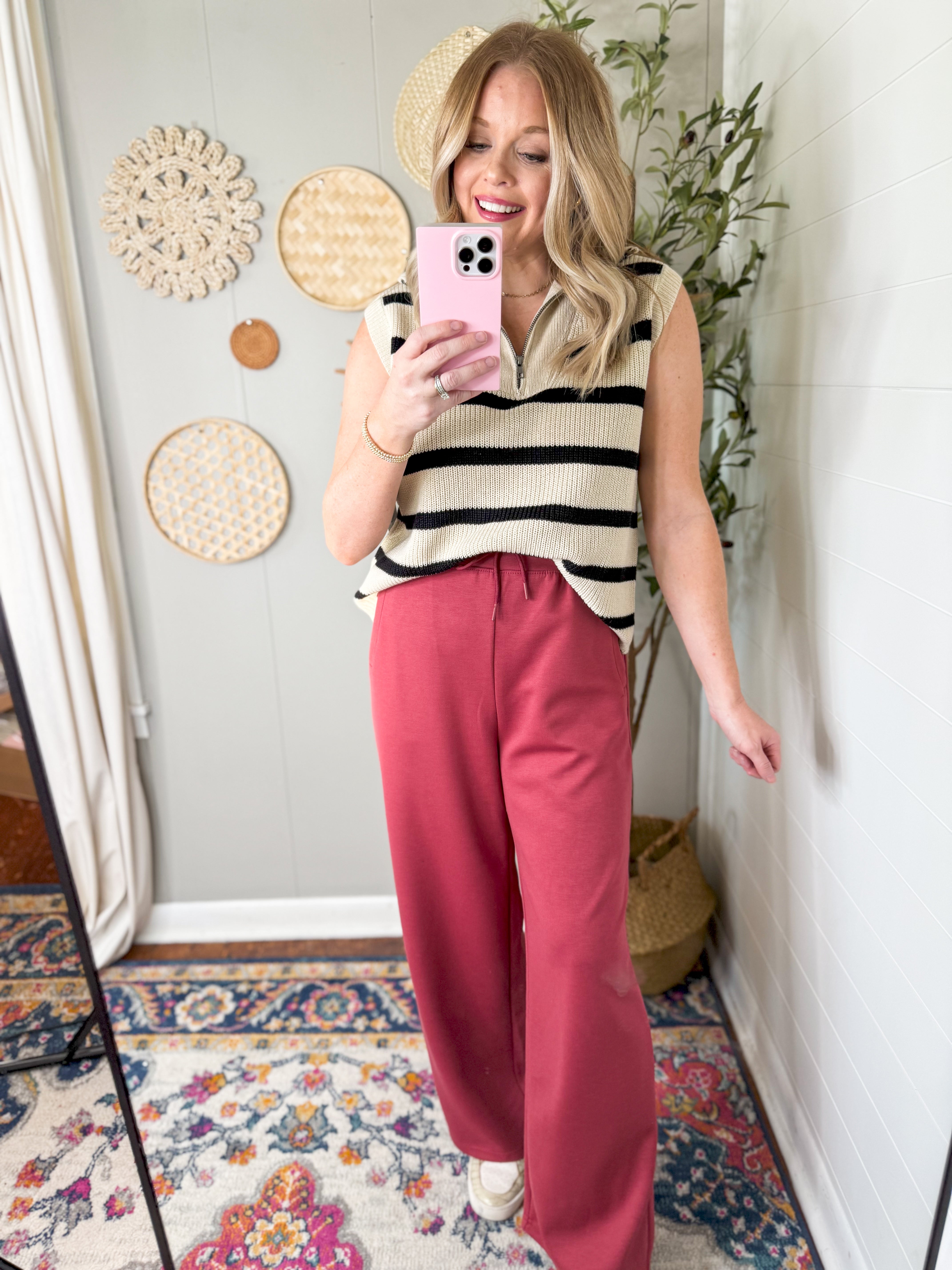 RD Danae Striped Sleeveless Pullover