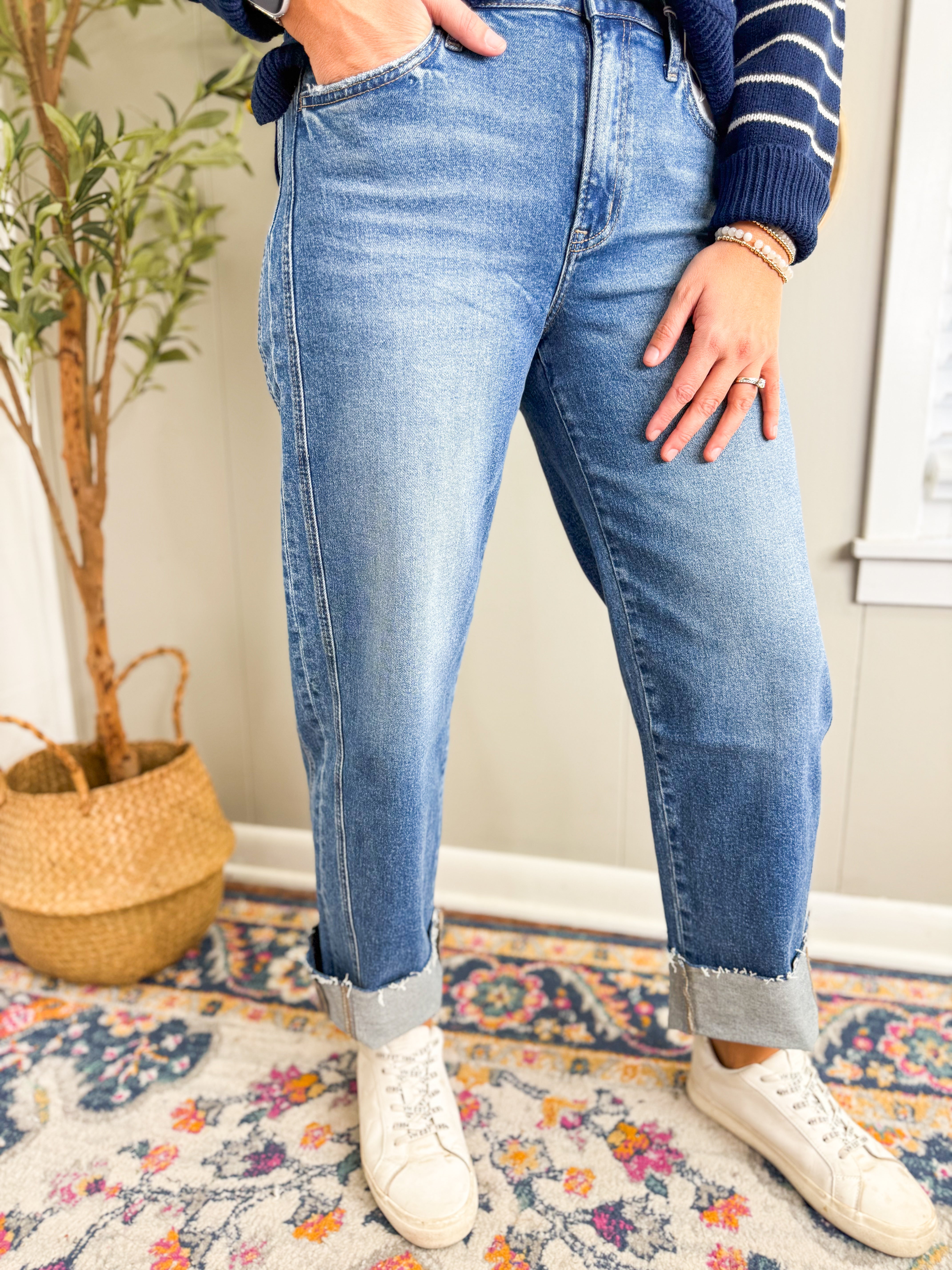 Vervet High Rise Cuffed Barrel Jean
