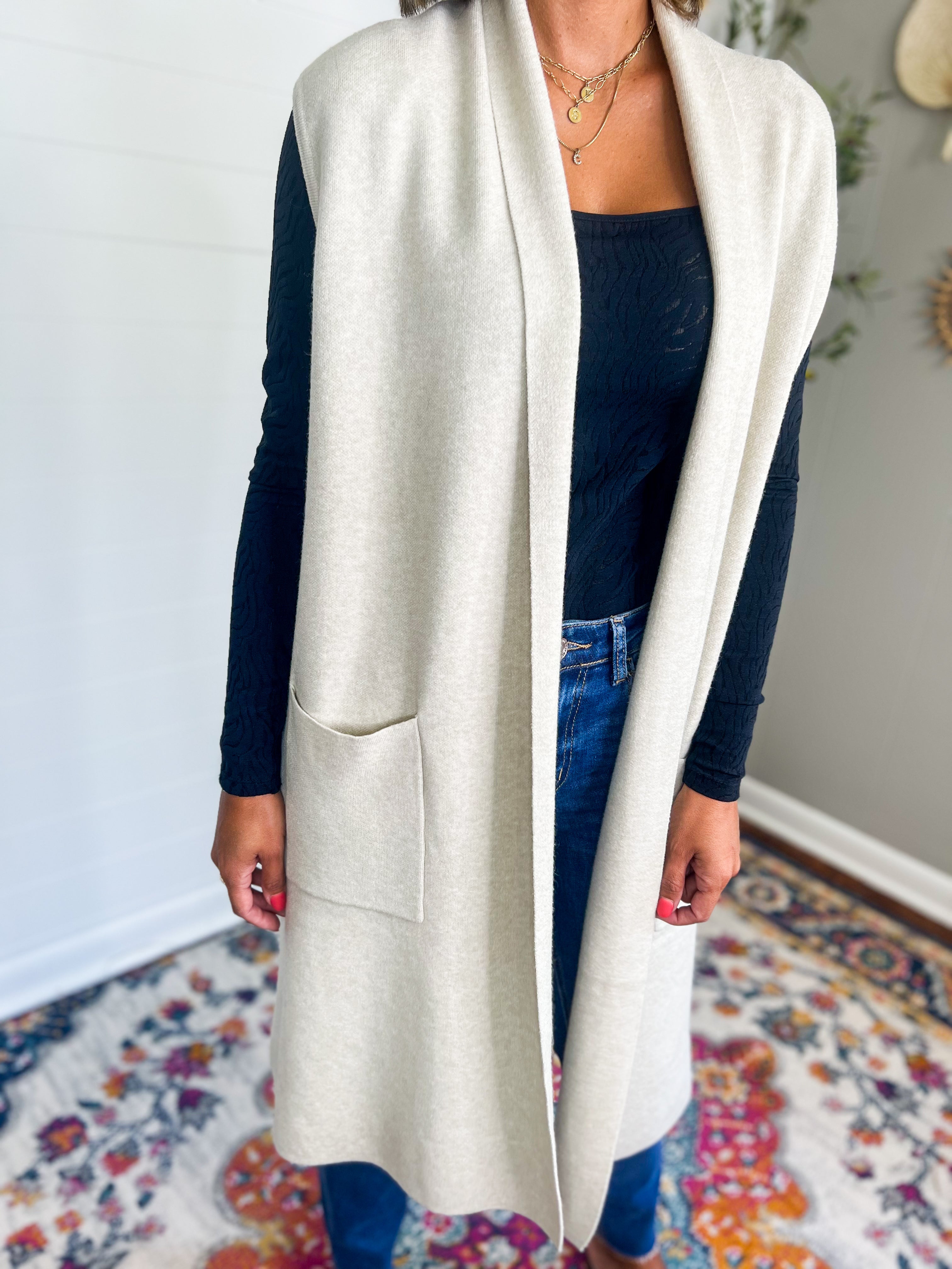 Sleeveless Knitted Oatmeal Cardigan