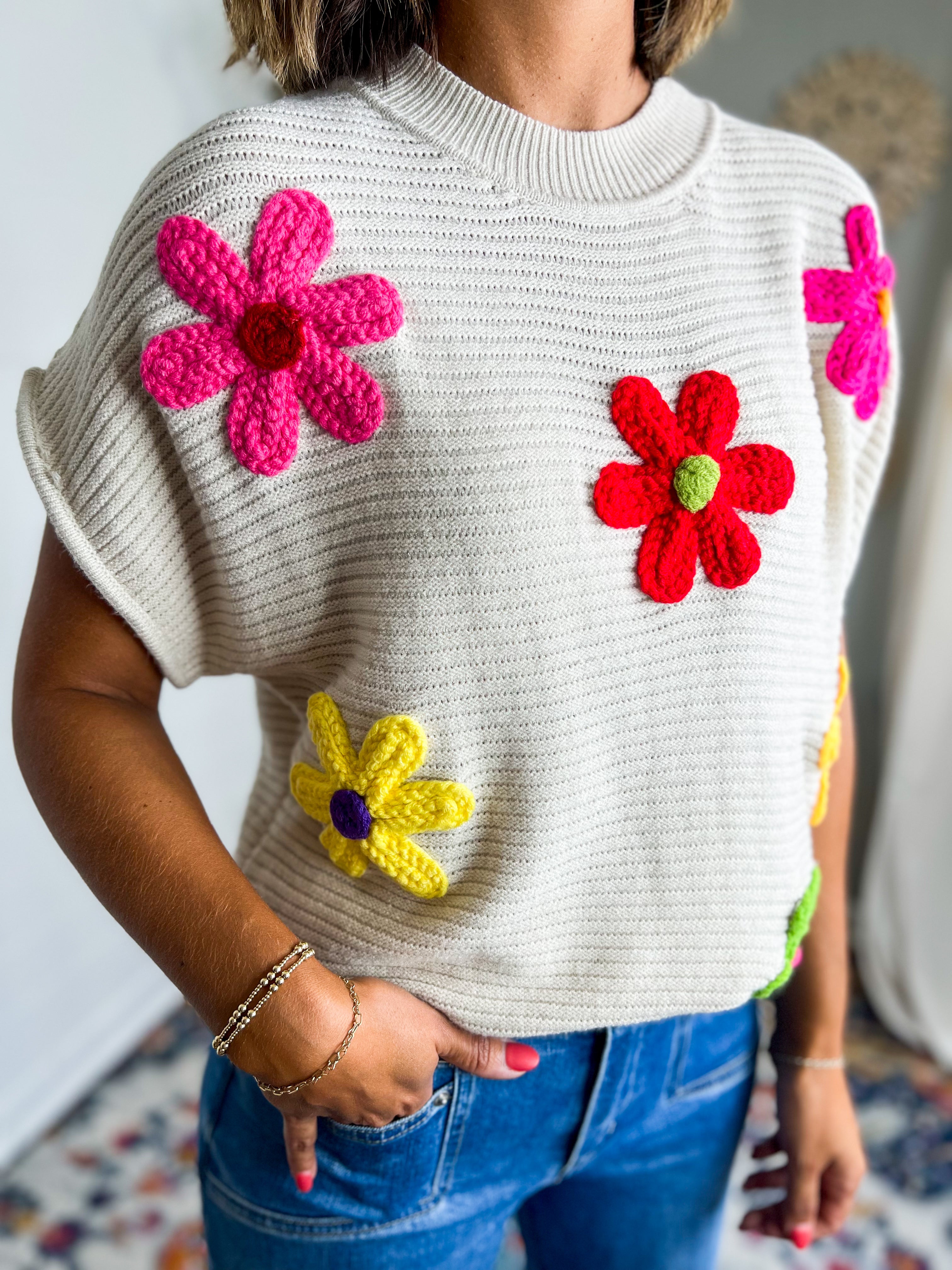 Short Sleeve Sweater with Stitched Flower Detail