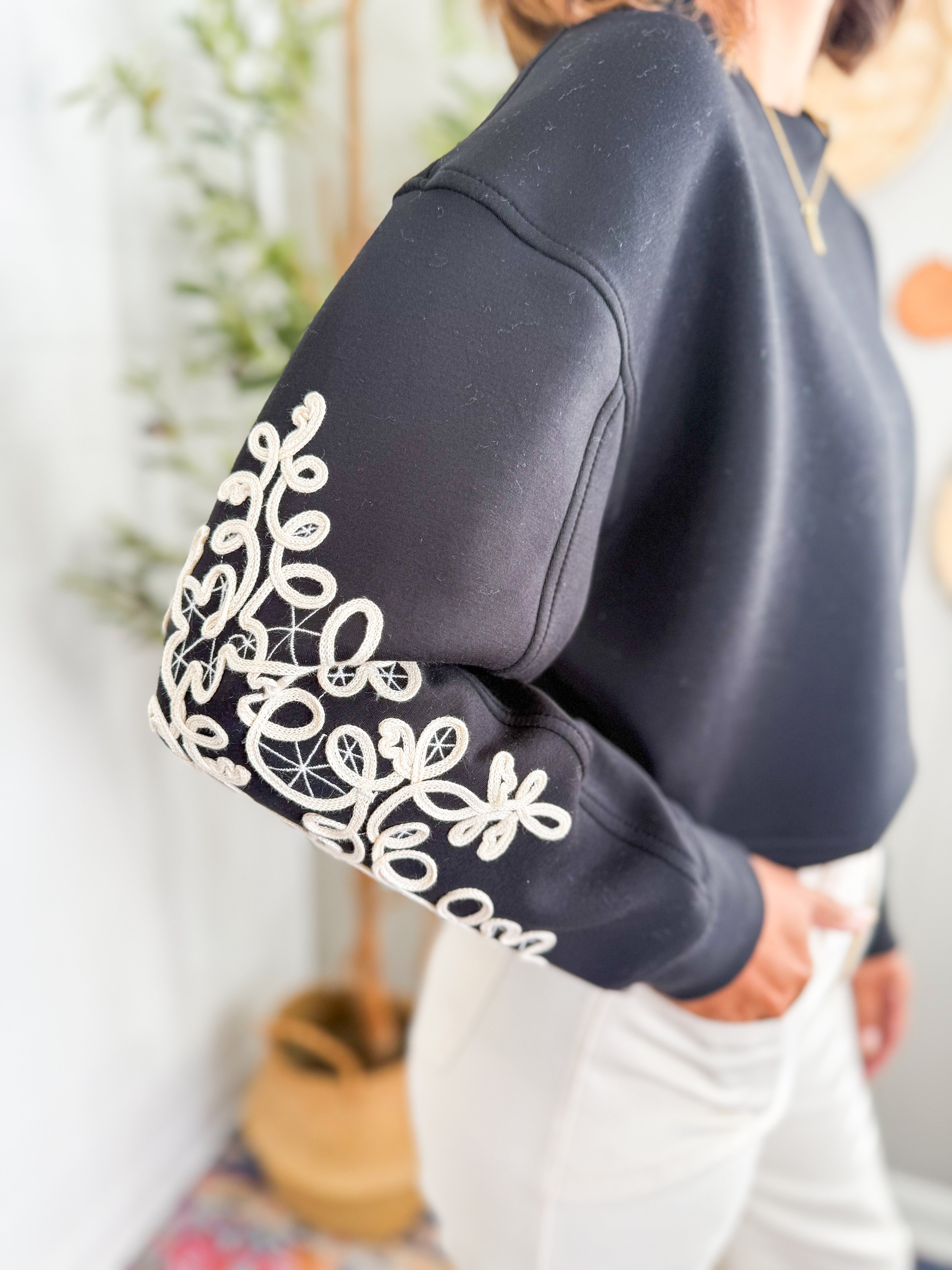 RD Lucie Soft Knit Black Pullover