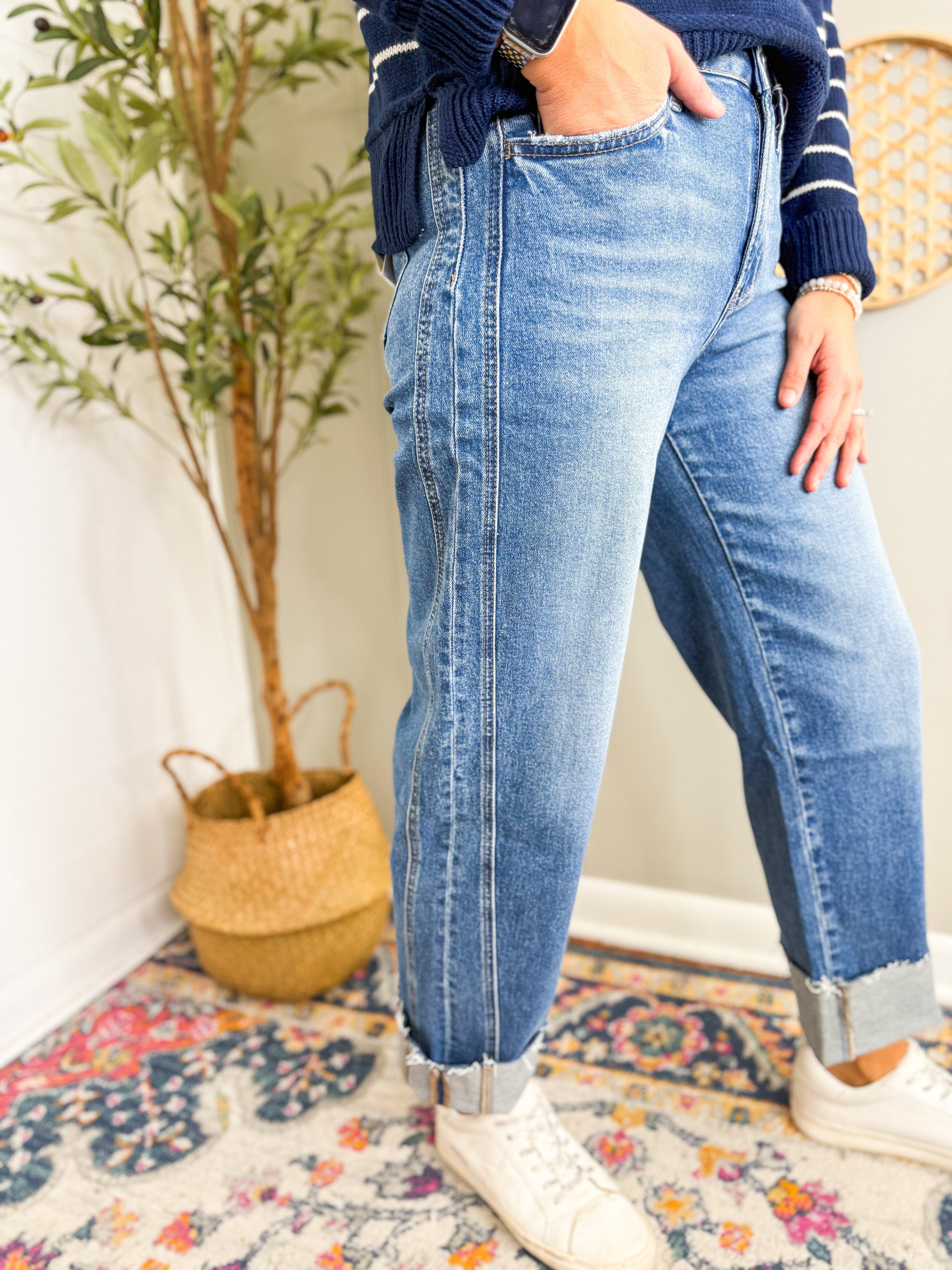 Vervet High Rise Cuffed Barrel Jean