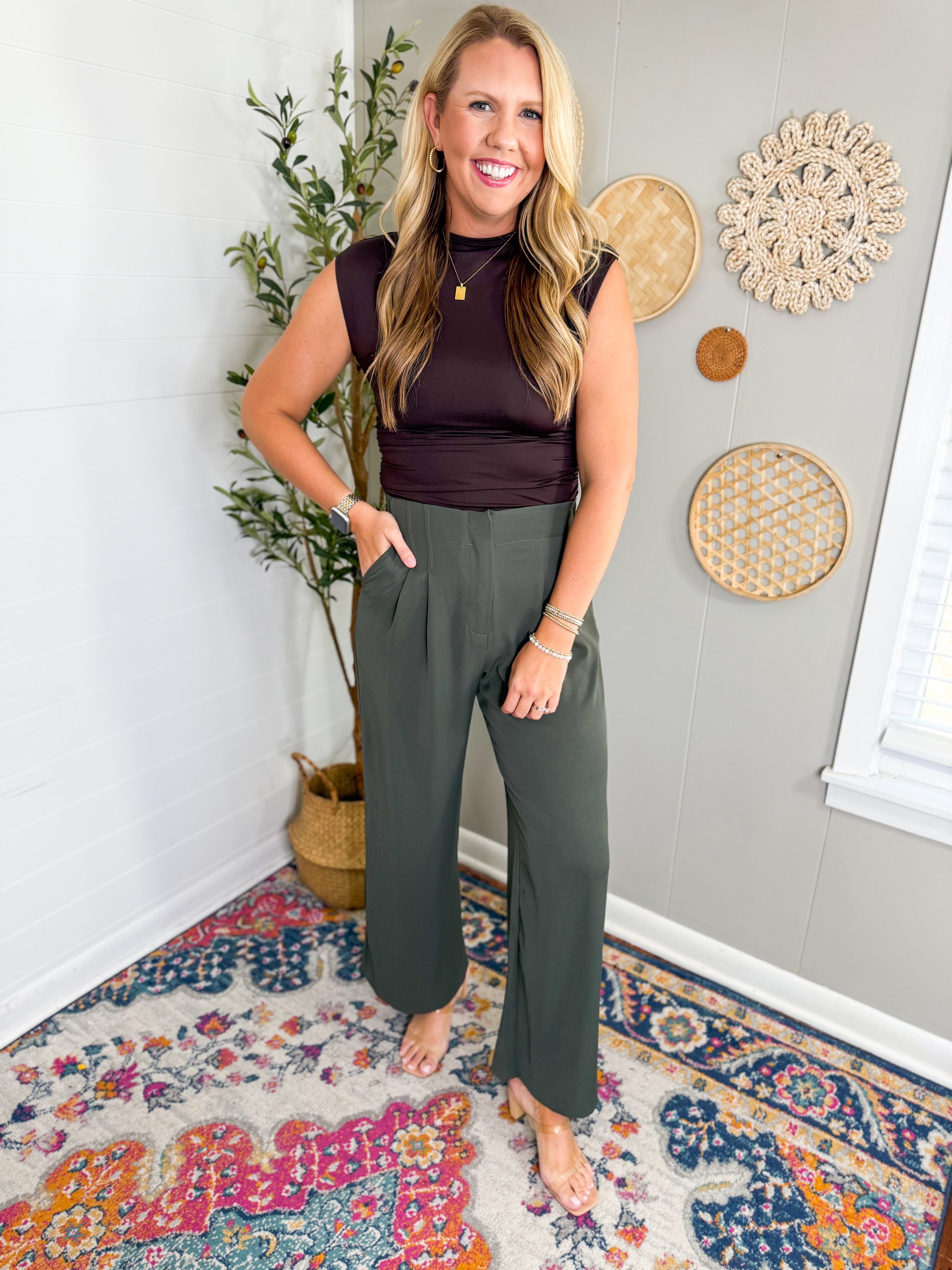 RD Yve Extended Sleeve Funnel Neck Top