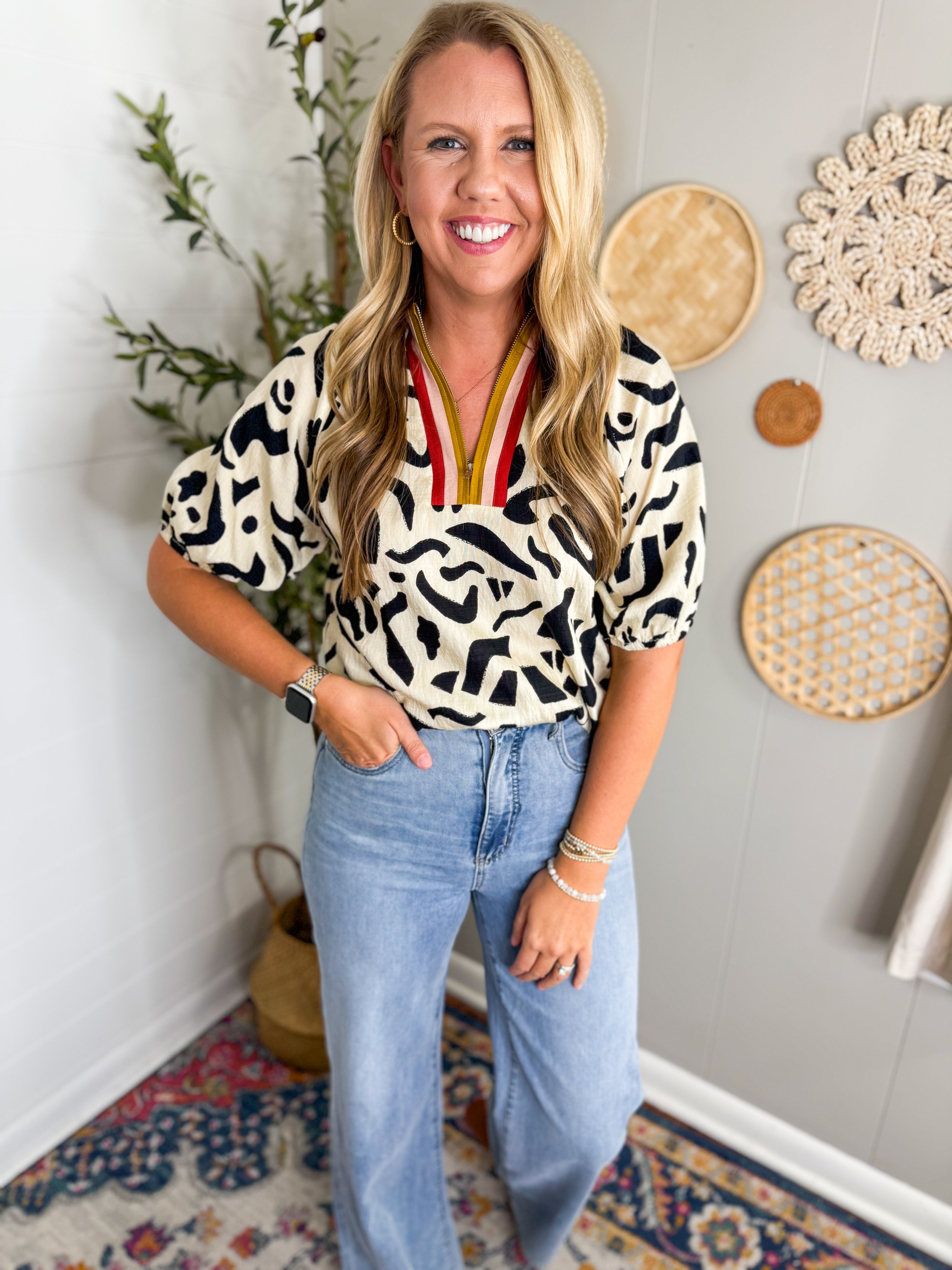 THML Short Sleeve Contrast Pattern Top