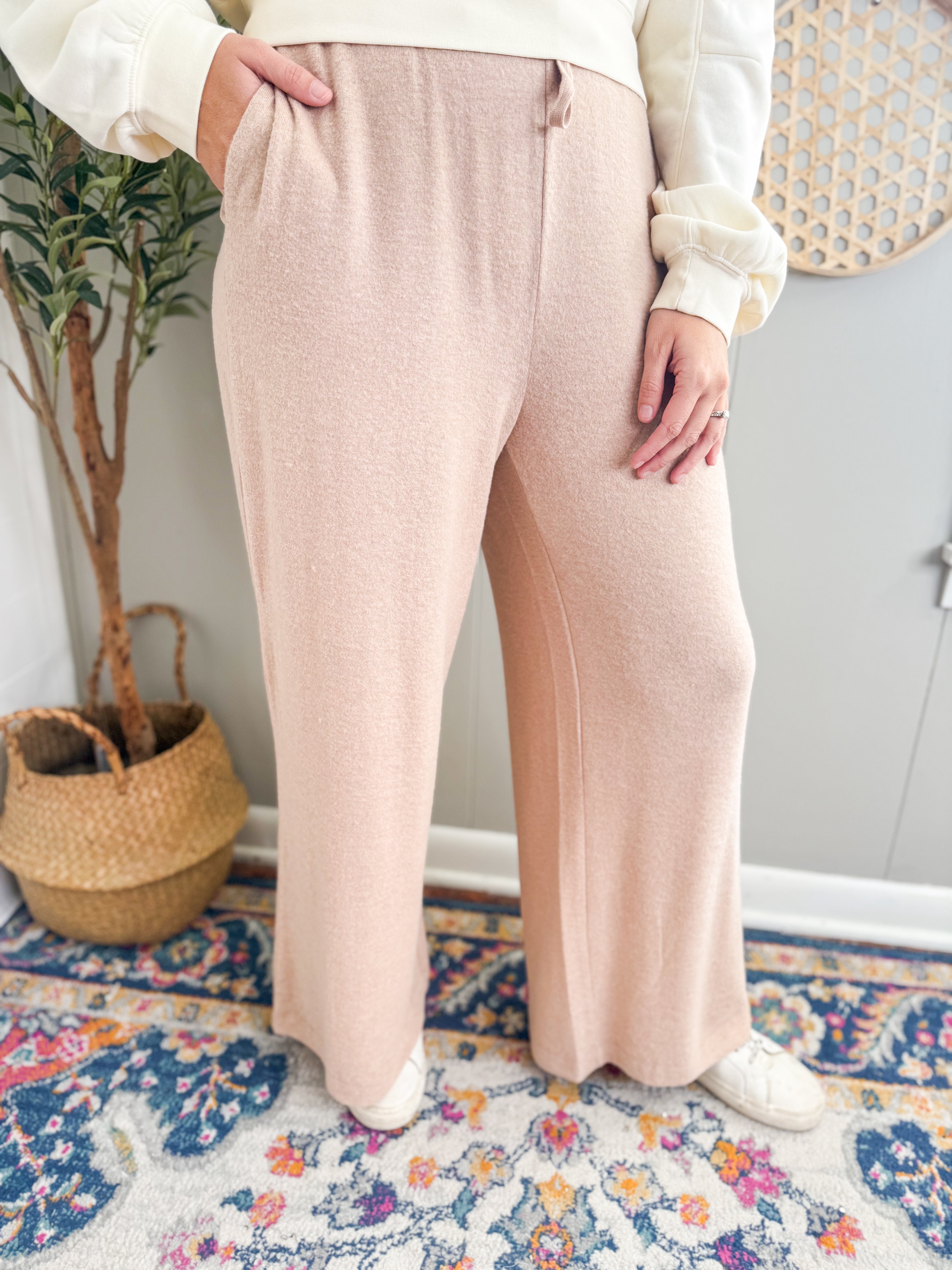 Soft Beige Lounge Pant