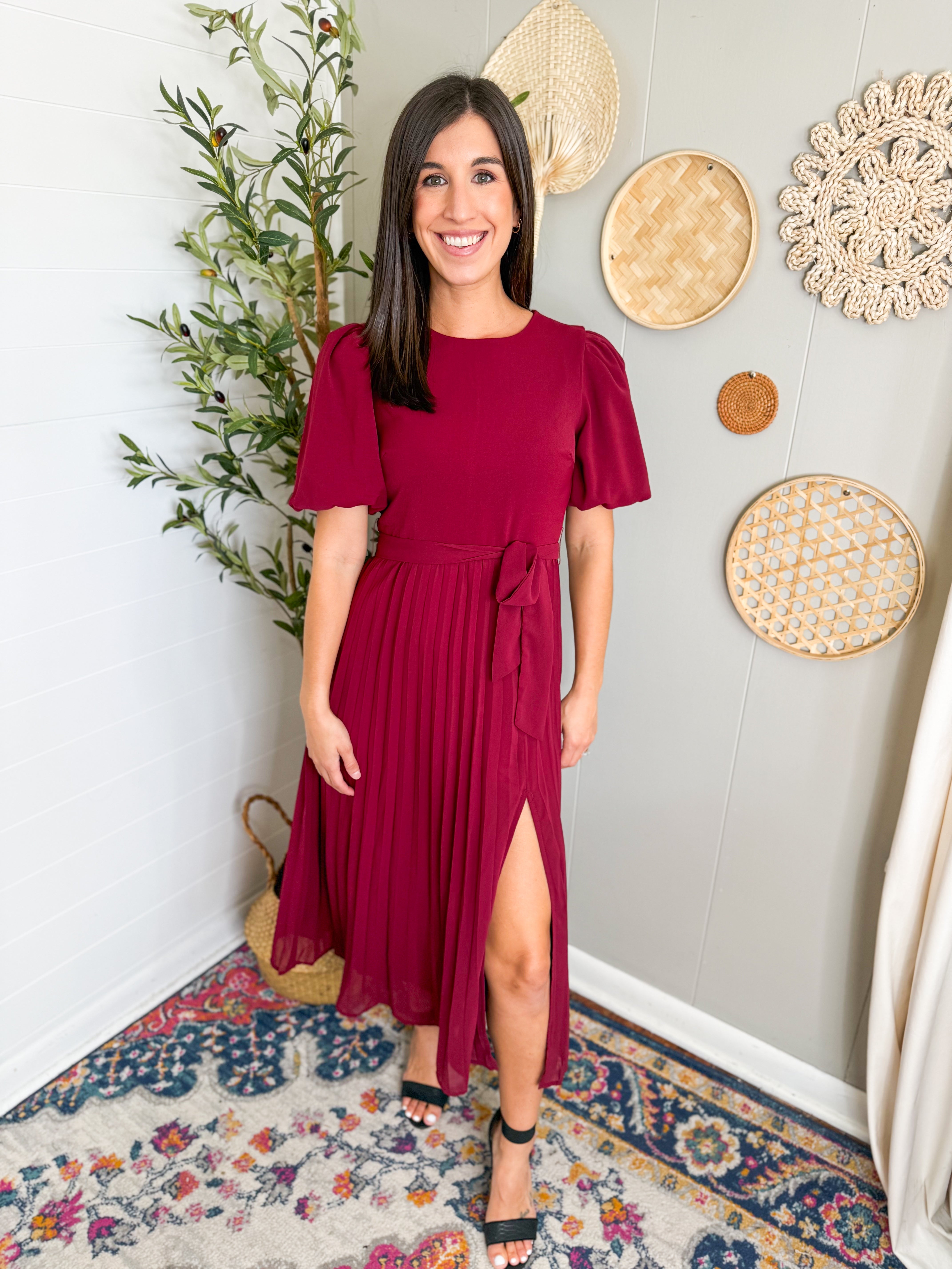 Pleated With Side Slit Detail Round Neck Dress