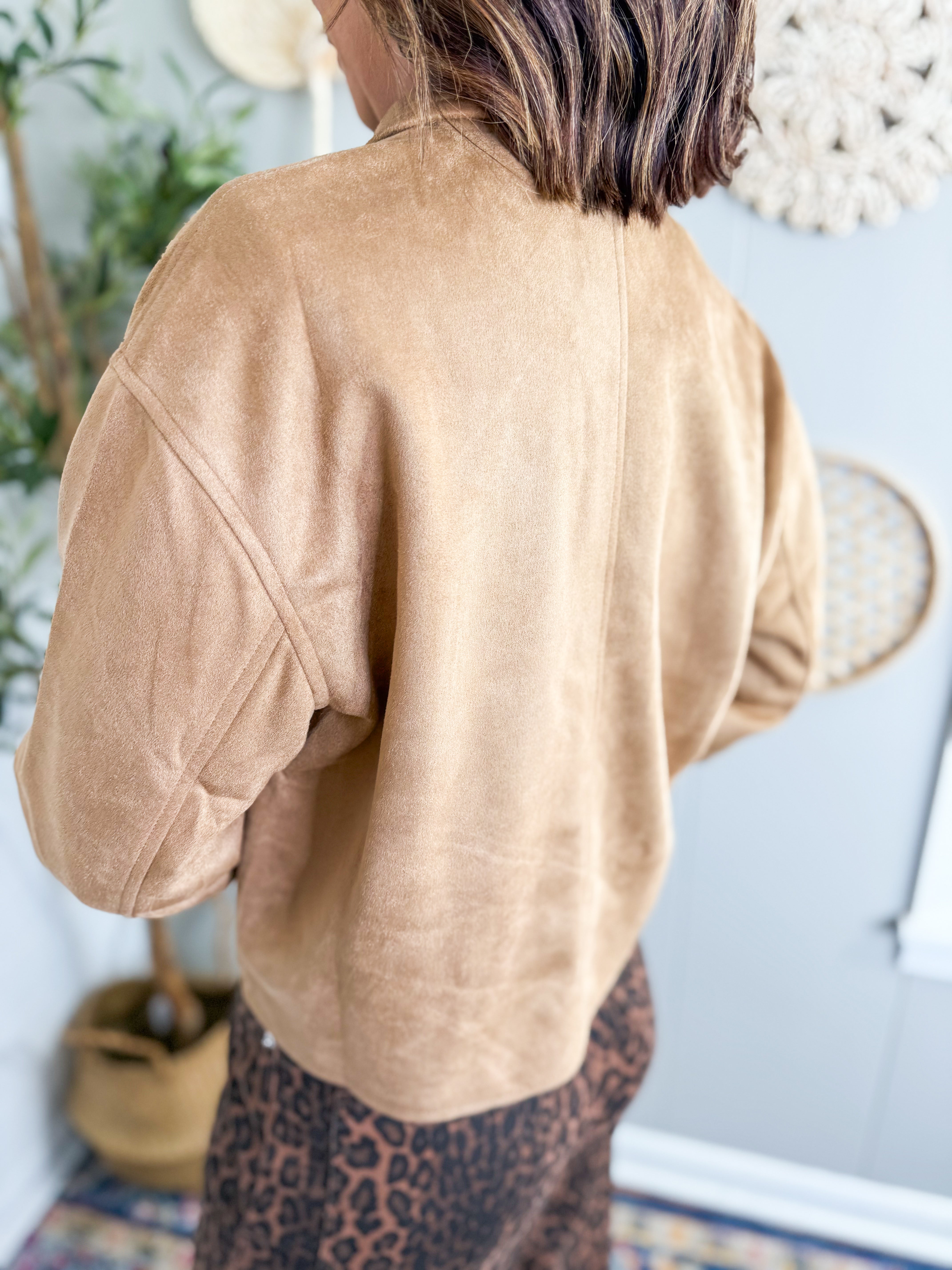 Suede Collared Button Down Cropped Jacket