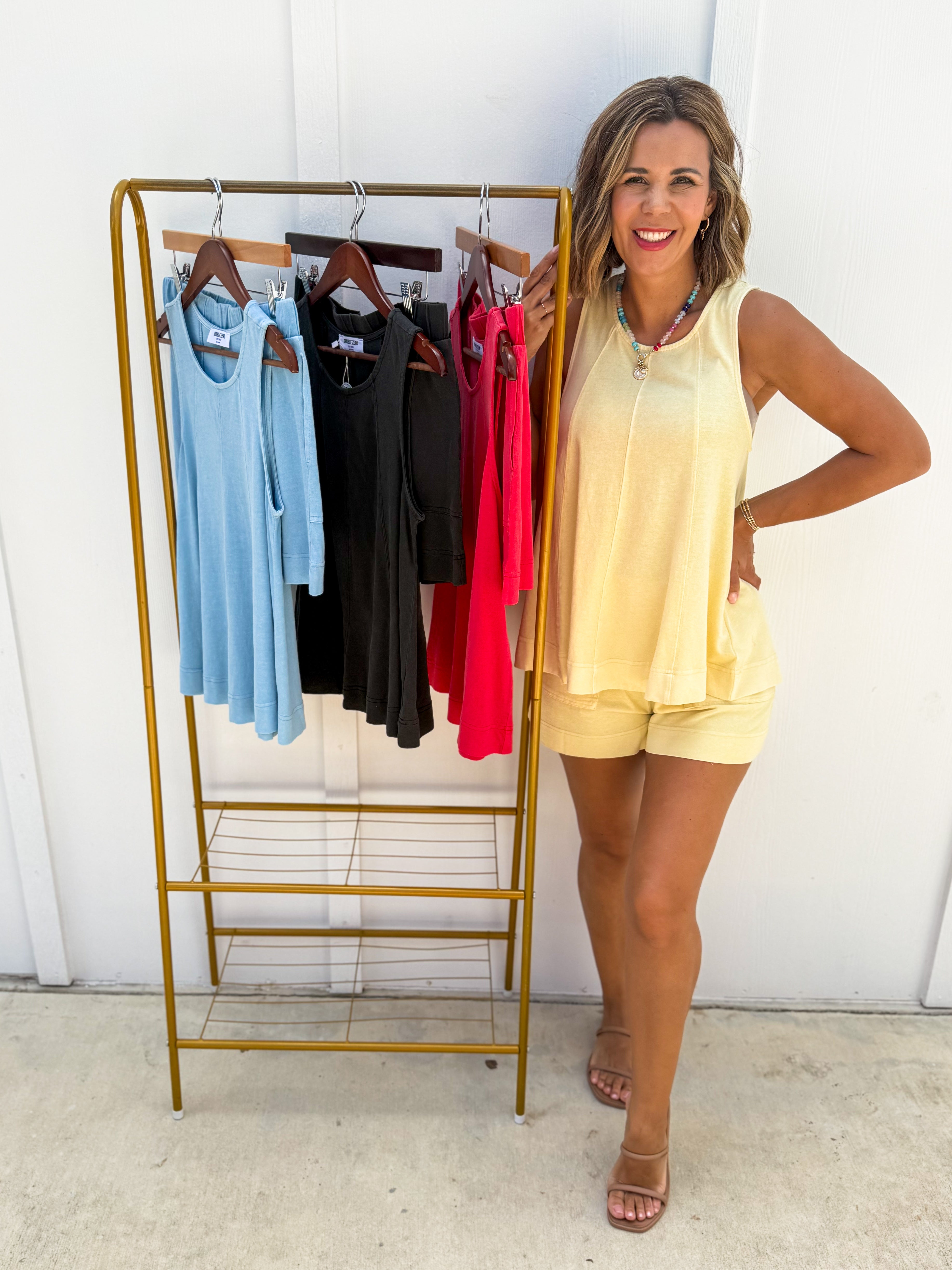 Sleeveless Round Neck Top And Shorts Set